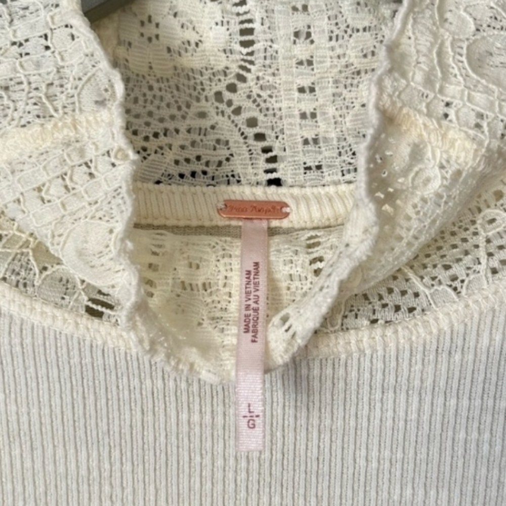 Free People Cream Lace Sleeve Blouse - Picture 12 of 12